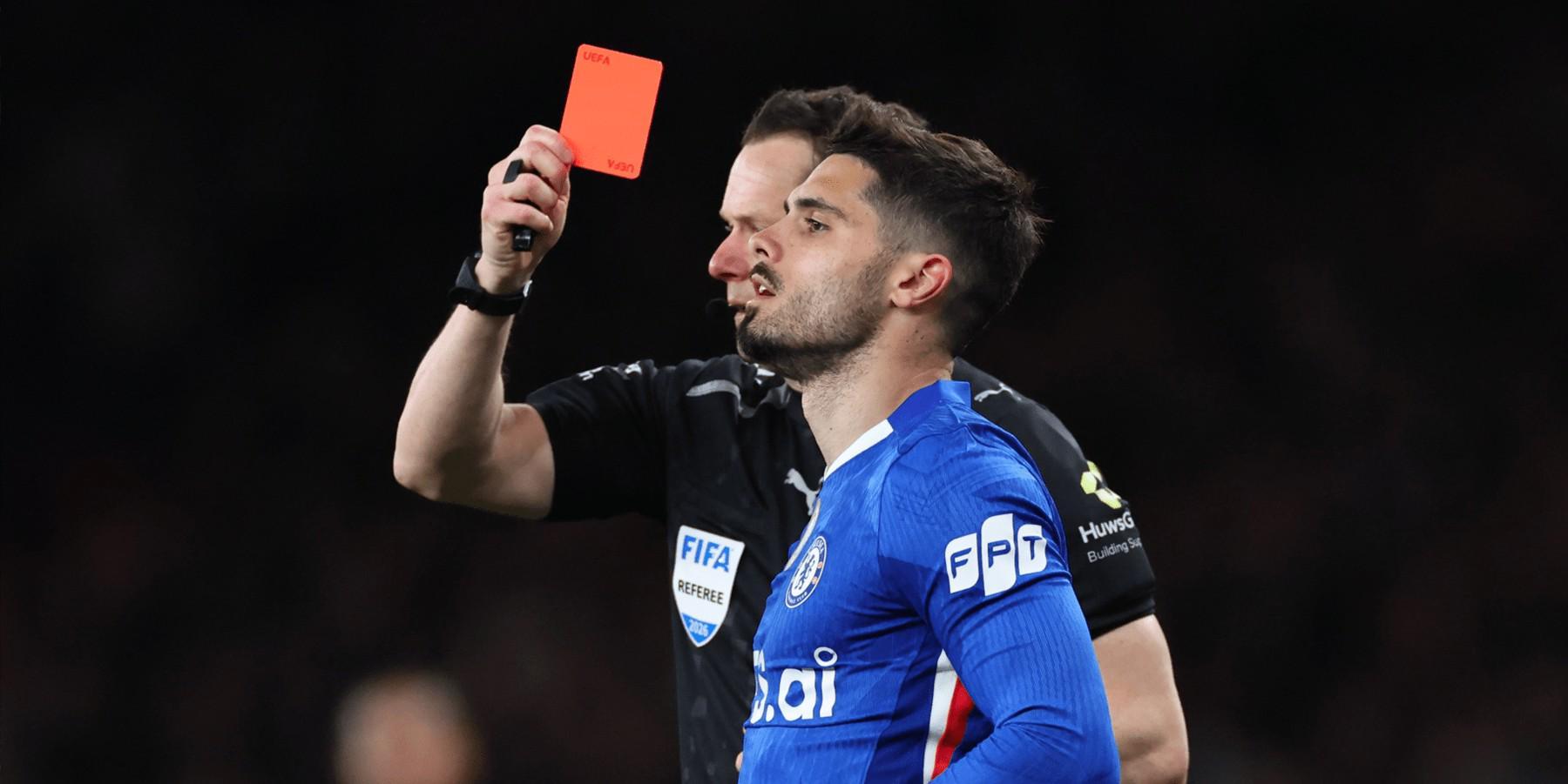 本赛季切尔西在联赛中已吃7张红牌，英超单赛季历史纪录是9张