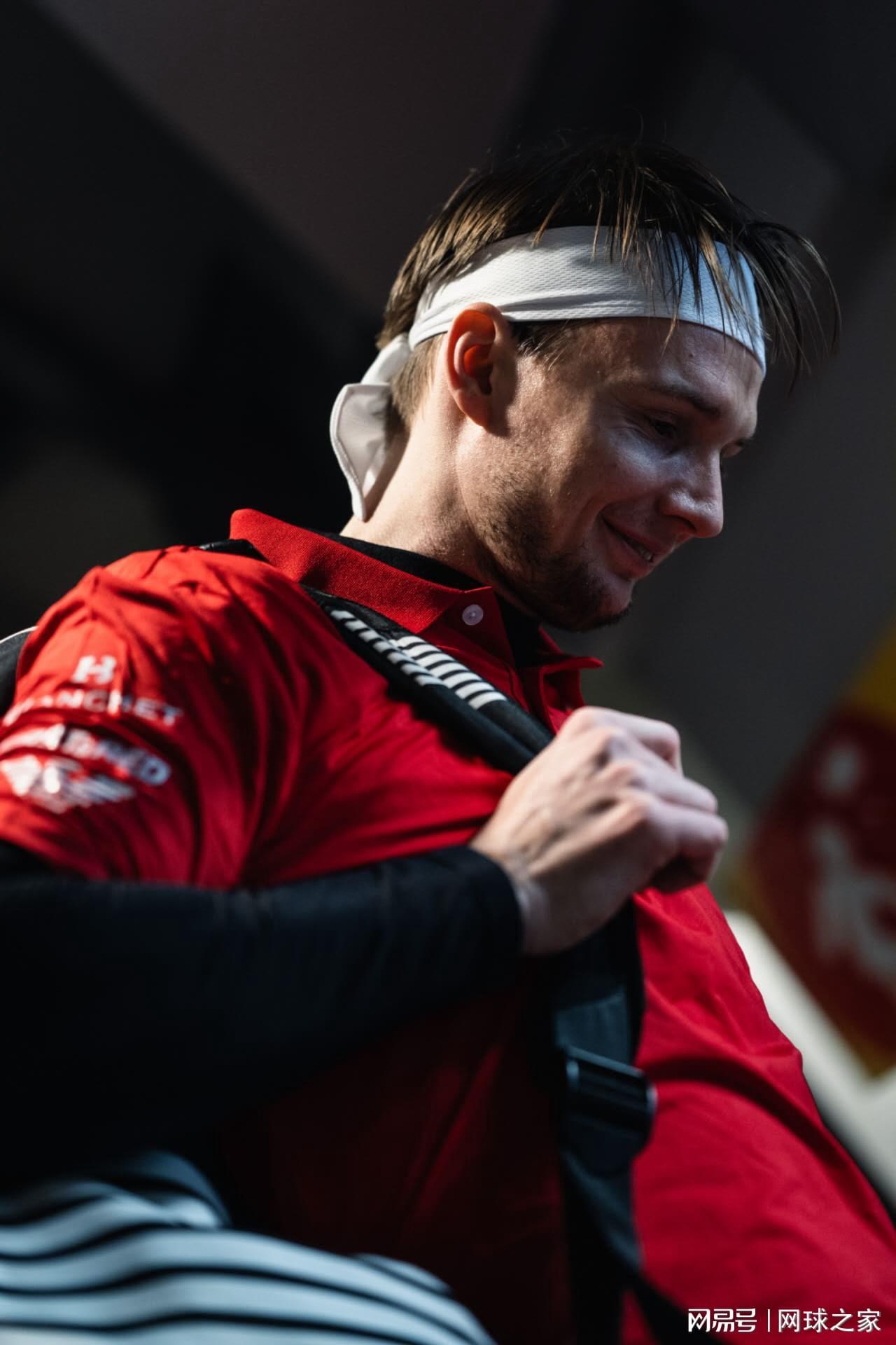 开云体育app-澳网男单下半区前瞻：辛纳德约过关无虞，穆塞蒂谢尔顿迎强敌！